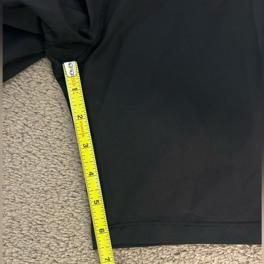 Womens CALVIN KLEIN Size Small Black Biker Shorts 7” Inseam Athletic Workout Run